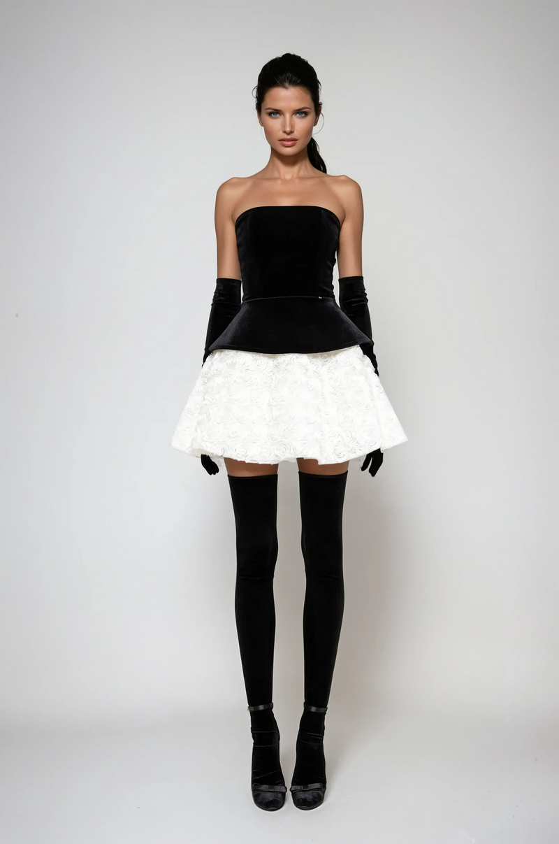 Beautifully Crafted Dress in a Classic Style