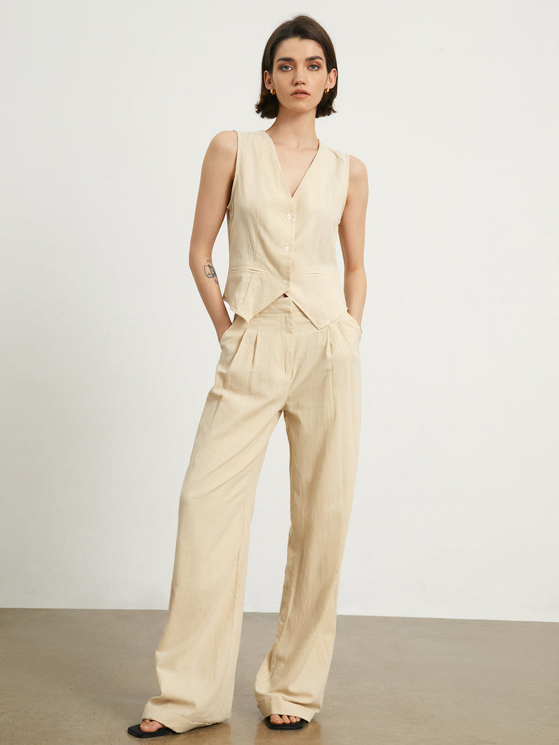 Elegantly Styled Pants for Everyday Wear