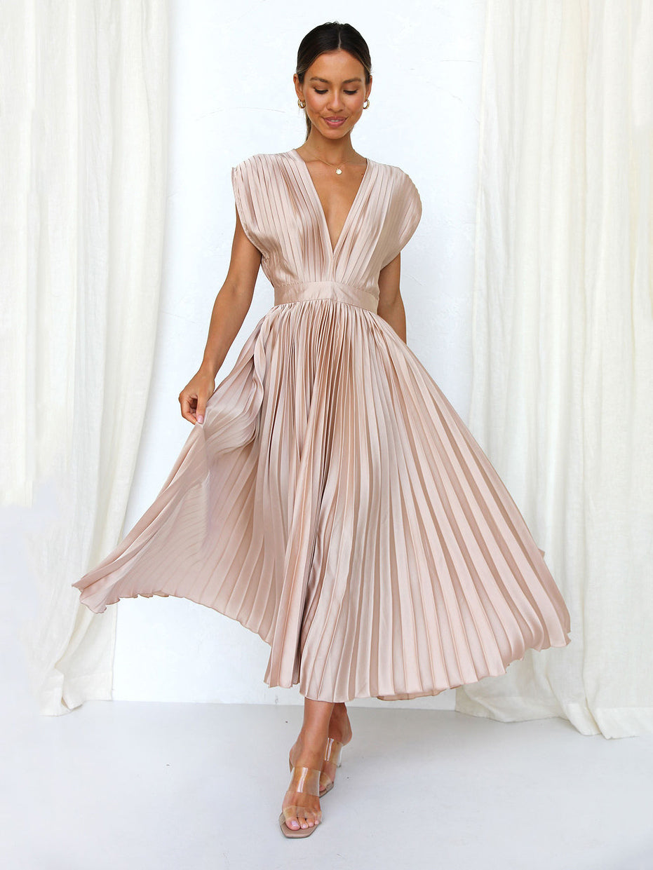 Sophisticated Dress with a Clean Classic Look