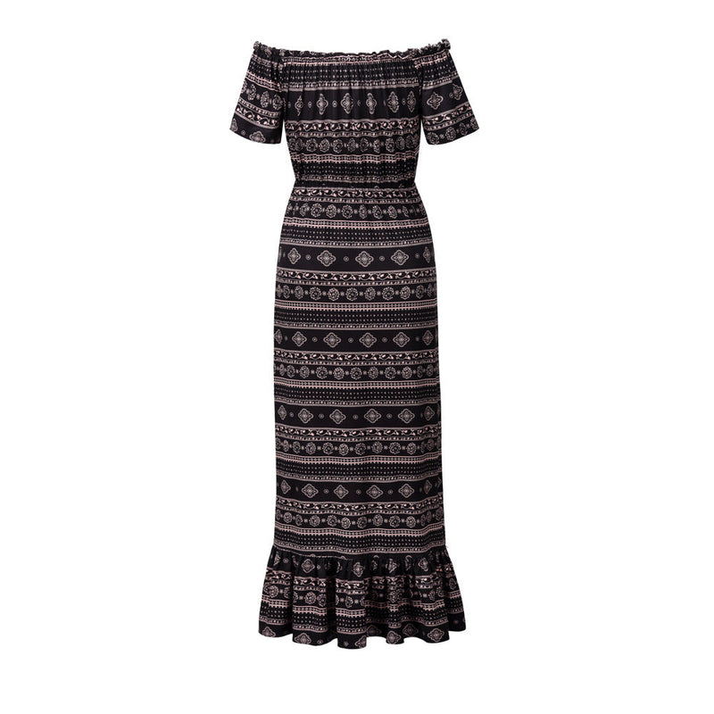 Effortlessly Elegant Dress with a Timeless Design