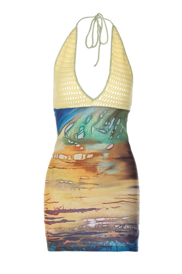 Beautifully Crafted Dress in a Classic Style