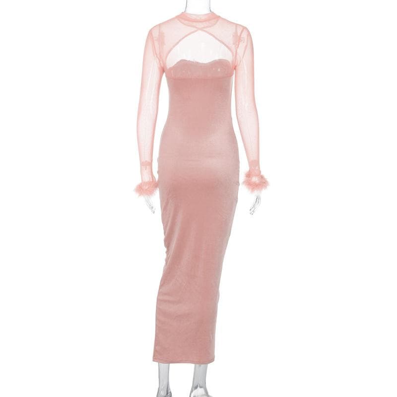 Beautifully Finished Dress in a Timeless Design