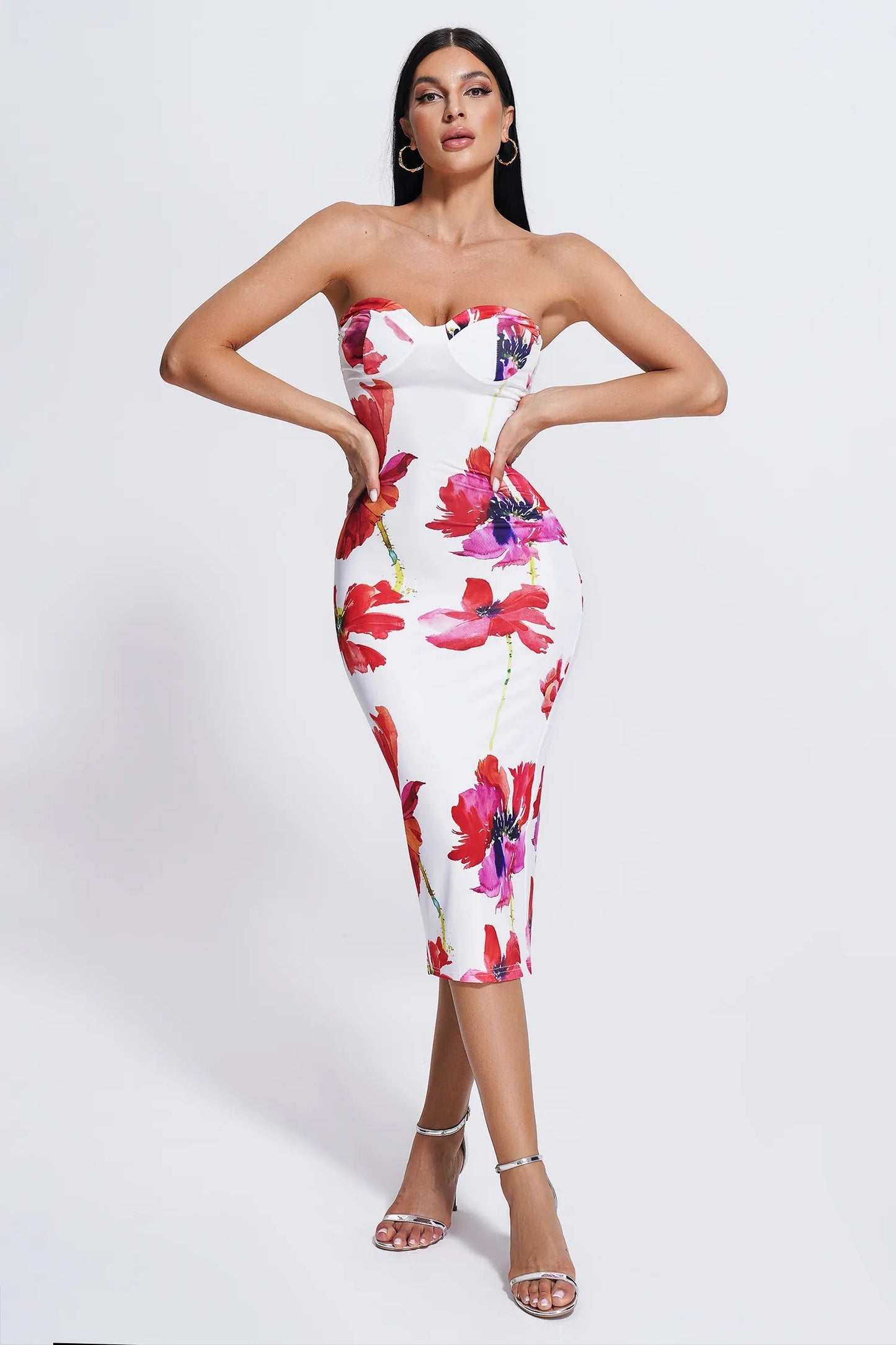 Beautifully Crafted Dress in a Classic Style