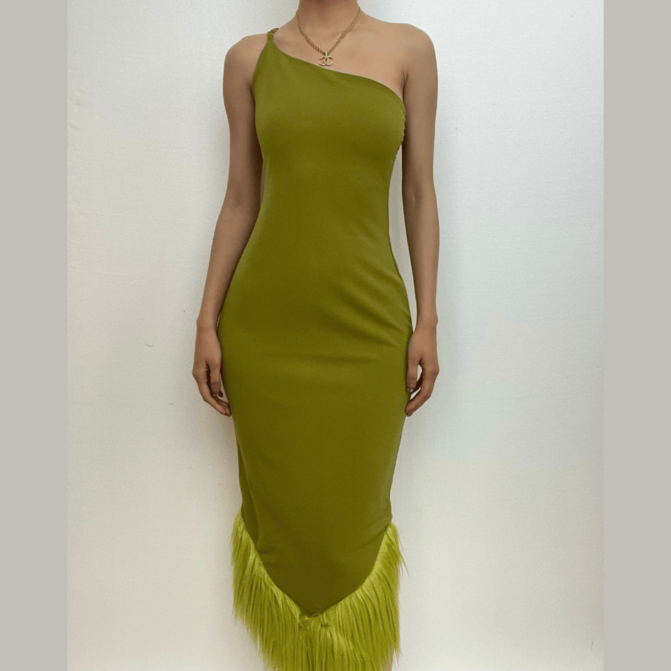 Gracefully Styled Dress for Any Occasion