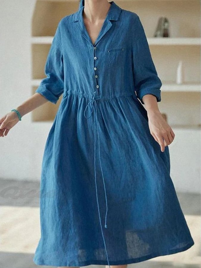 Classic Vintage Dress with a Flattering Fit