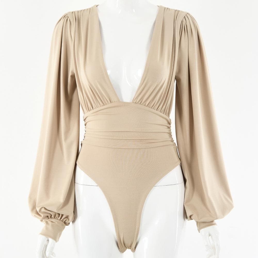 Well Tailored Garment with a Graceful Silhouette