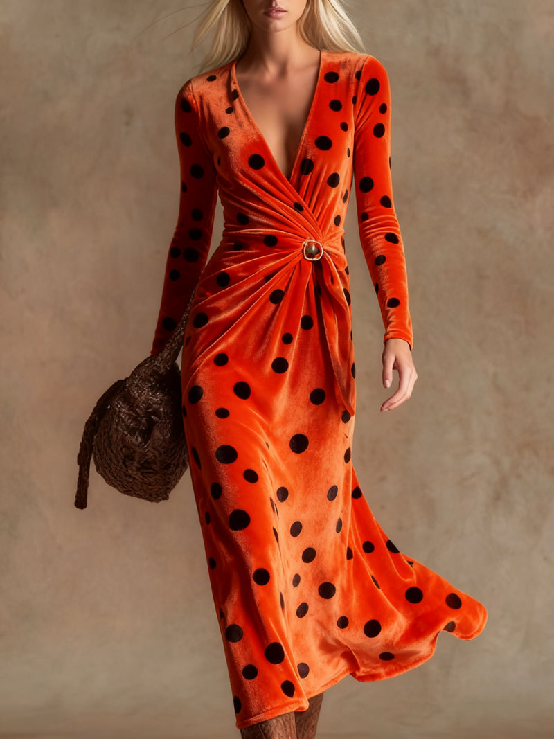 Classic Vintage Dress with a Flattering Fit