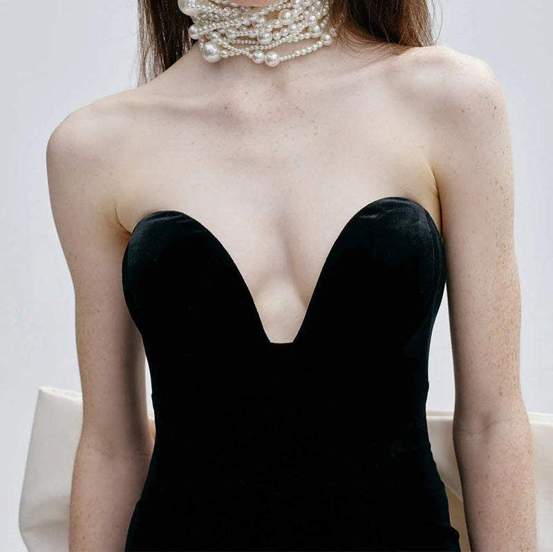 A Vintage Style Dress with Delicate Timeless Details