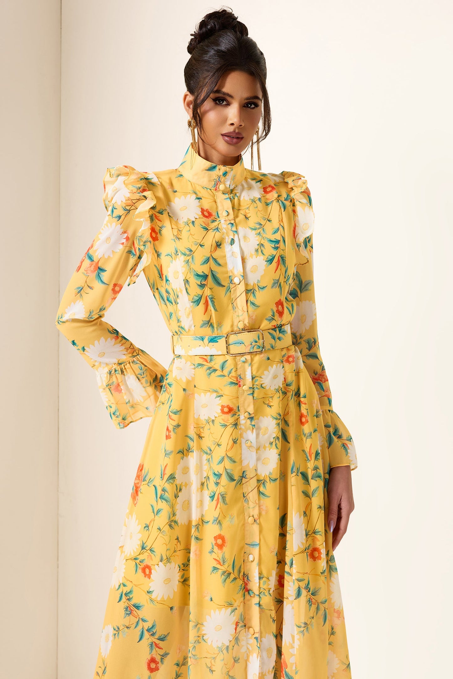 Beautifully Crafted Dress in a Classic Style