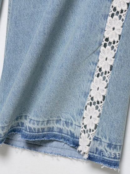 Gracefully Styled Garment for Any Occasion