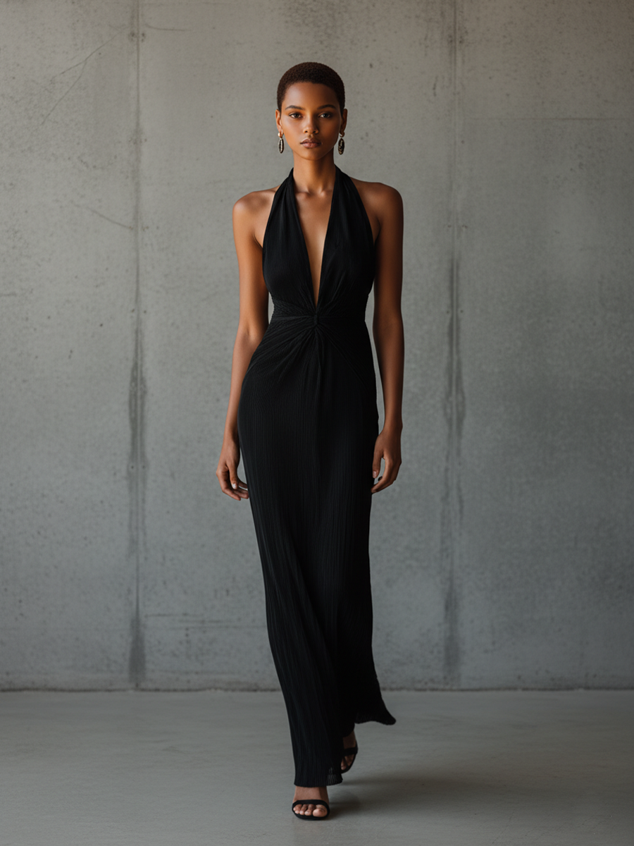 Well Tailored Dress with a Graceful Silhouette