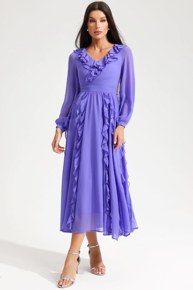 Gracefully Styled Dress for Any Occasion