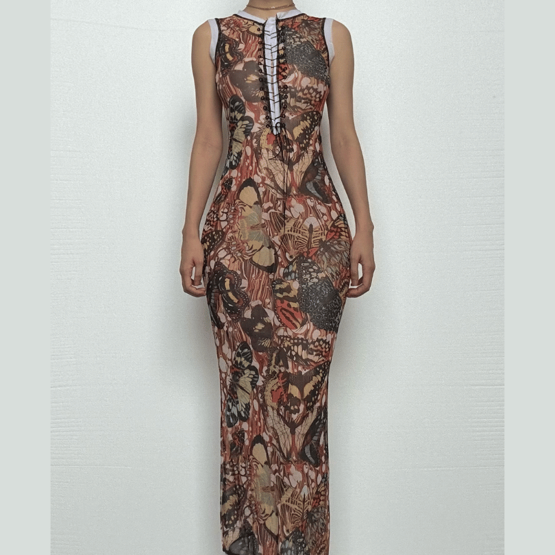 Sophisticated Dress with a Clean Classic Look