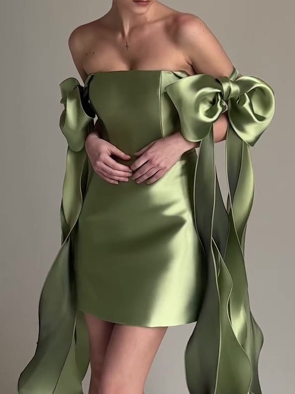Gracefully Styled Dress for Any Occasion