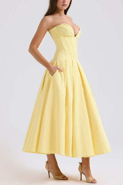 Beautifully Crafted Dress in a Classic Style