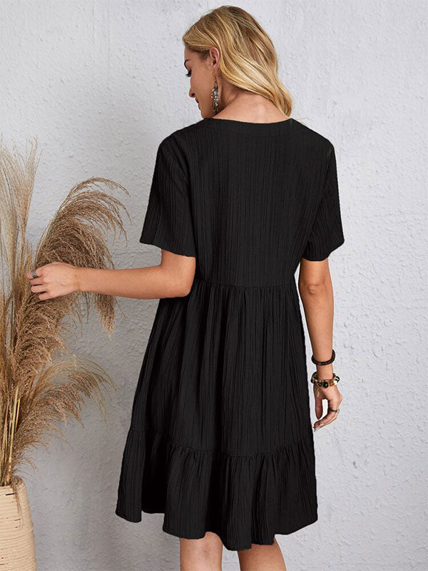 Sophisticated Dress with a Clean Classic Look