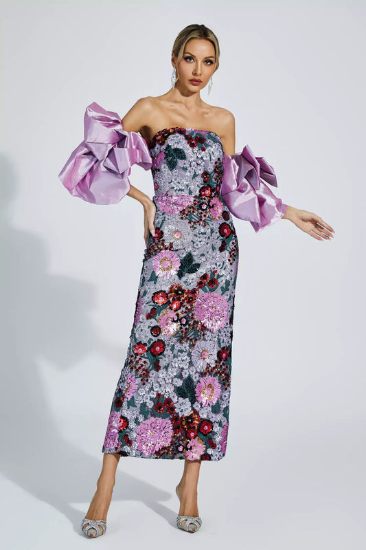 Sophisticated Dress with a Clean Classic Look
