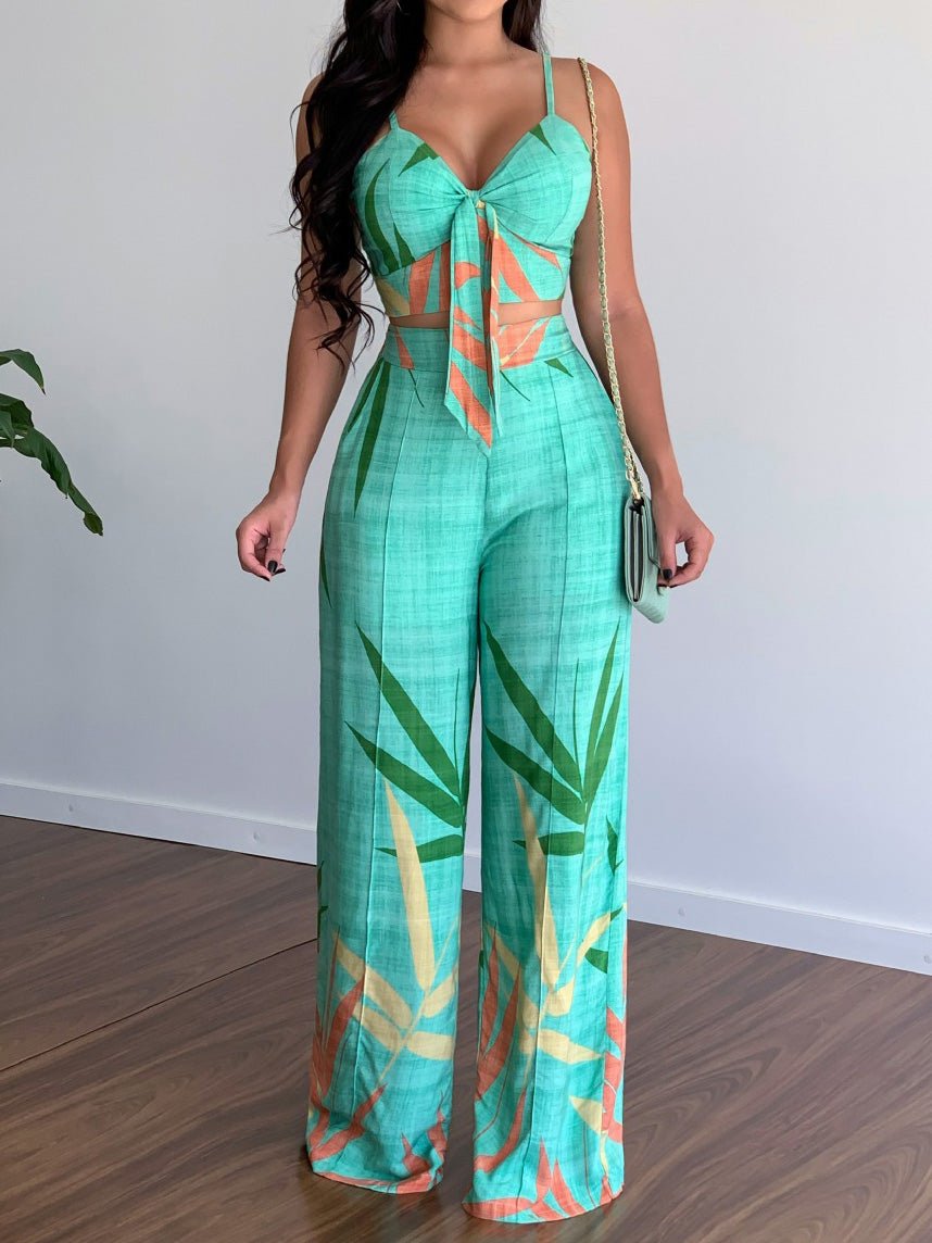 Classic Vintage Pants with a Flattering Fit