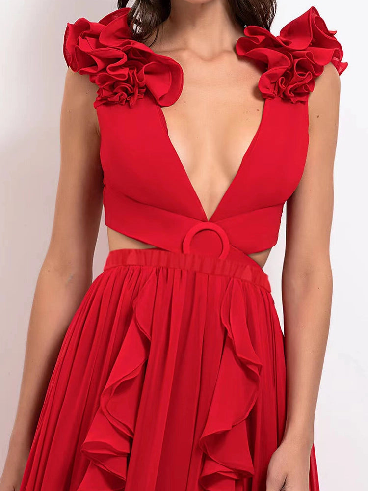 Gracefully Styled Garment for Any Occasion
