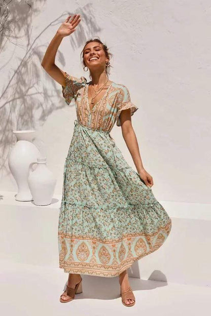 Gracefully Styled Dress for Any Occasion