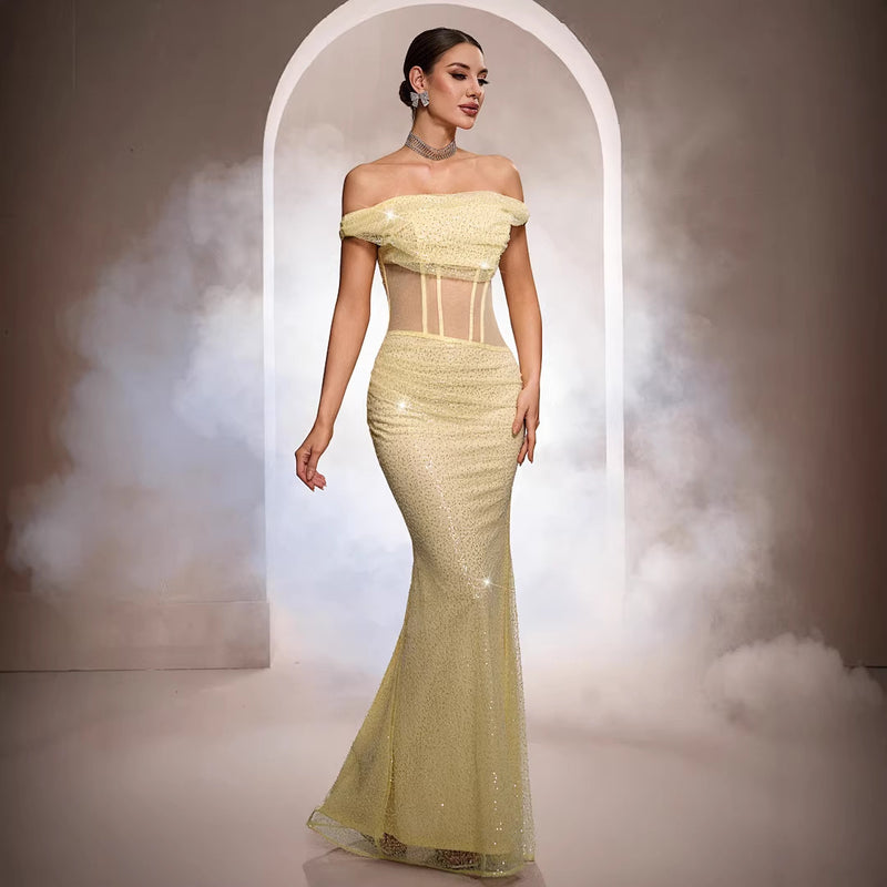 Beautifully Finished Garment in a Timeless Design