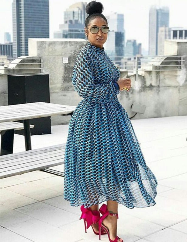 Well Tailored Dress with a Graceful Silhouette