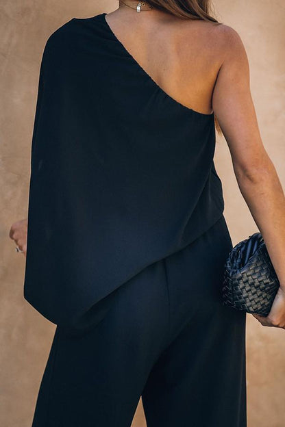 Classic Vintage Garment with a Flattering Fit