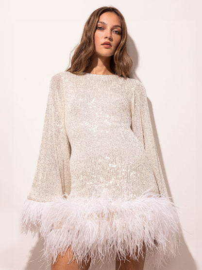 Beautifully Finished Dress in a Timeless Design
