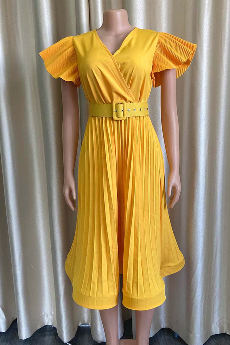 Well Tailored Dress with a Graceful Silhouette