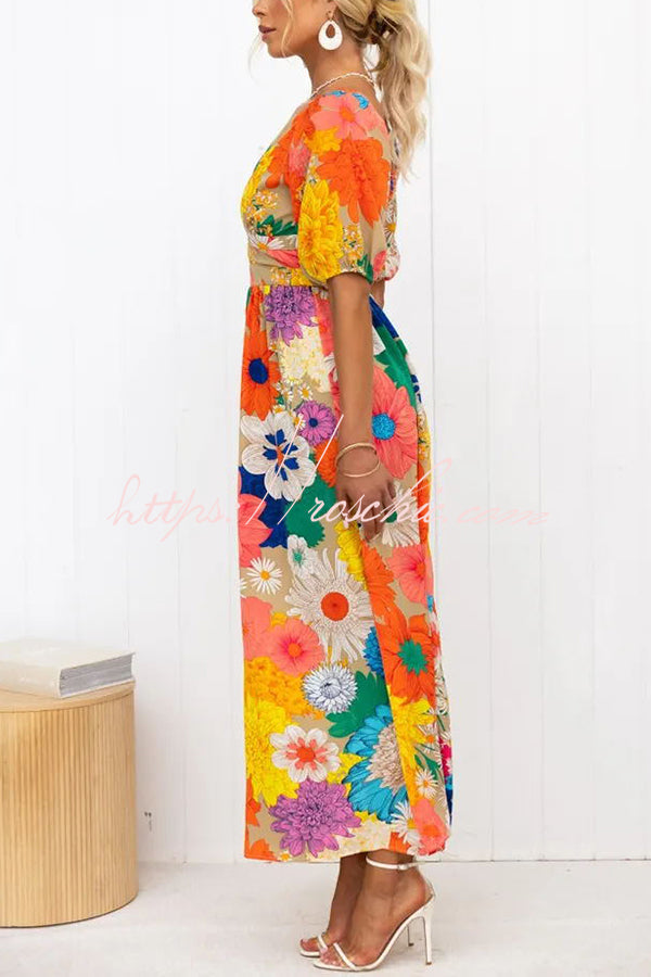 Classic Vintage Dress with a Flattering Fit