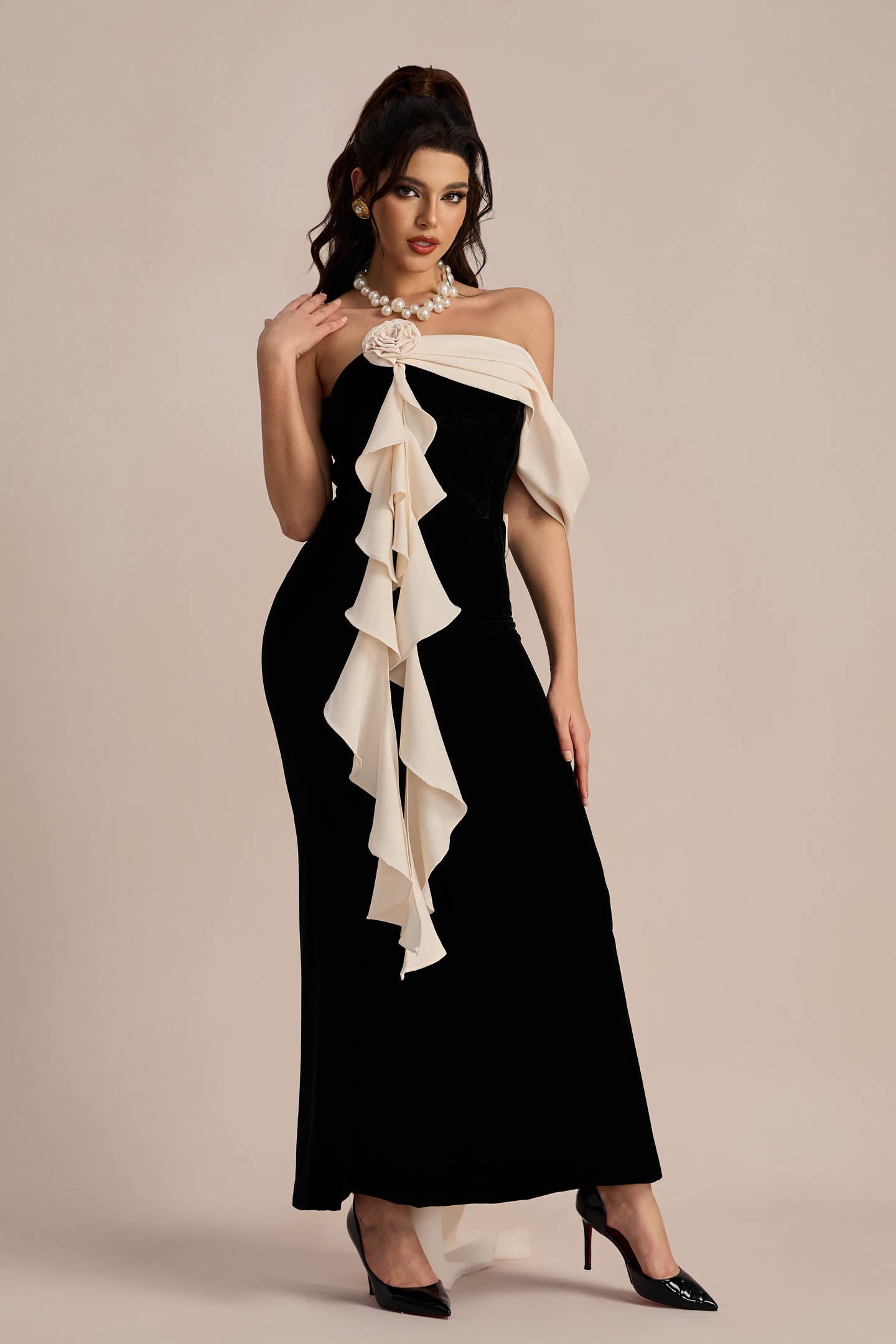 Elegantly Styled Dress for Everyday Wear