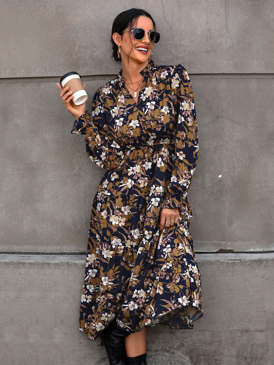 Effortlessly Elegant Dress with a Timeless Design