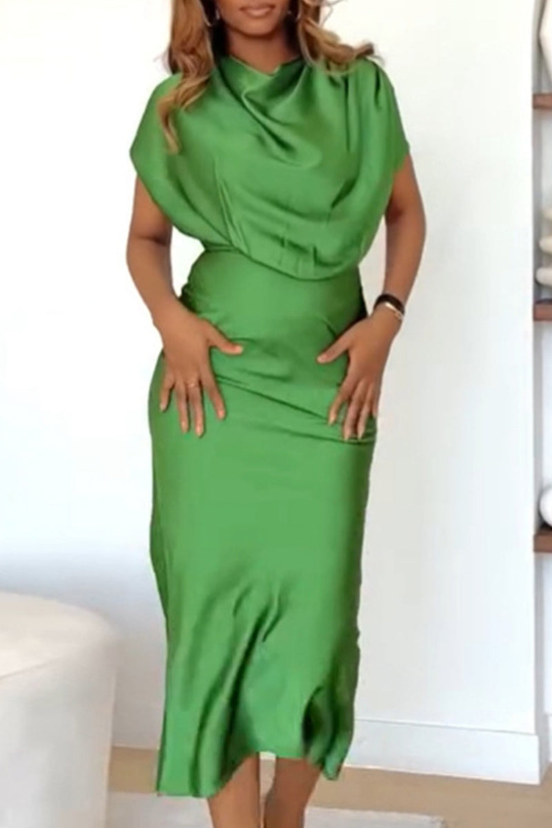Classic Vintage Dress with a Flattering Fit