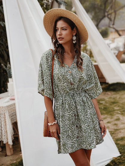 Sophisticated Dress with a Clean Classic Look