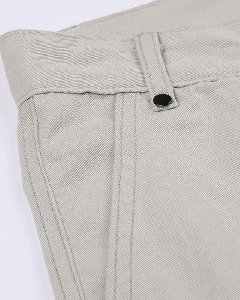 Well Tailored Pants with a Graceful Silhouette