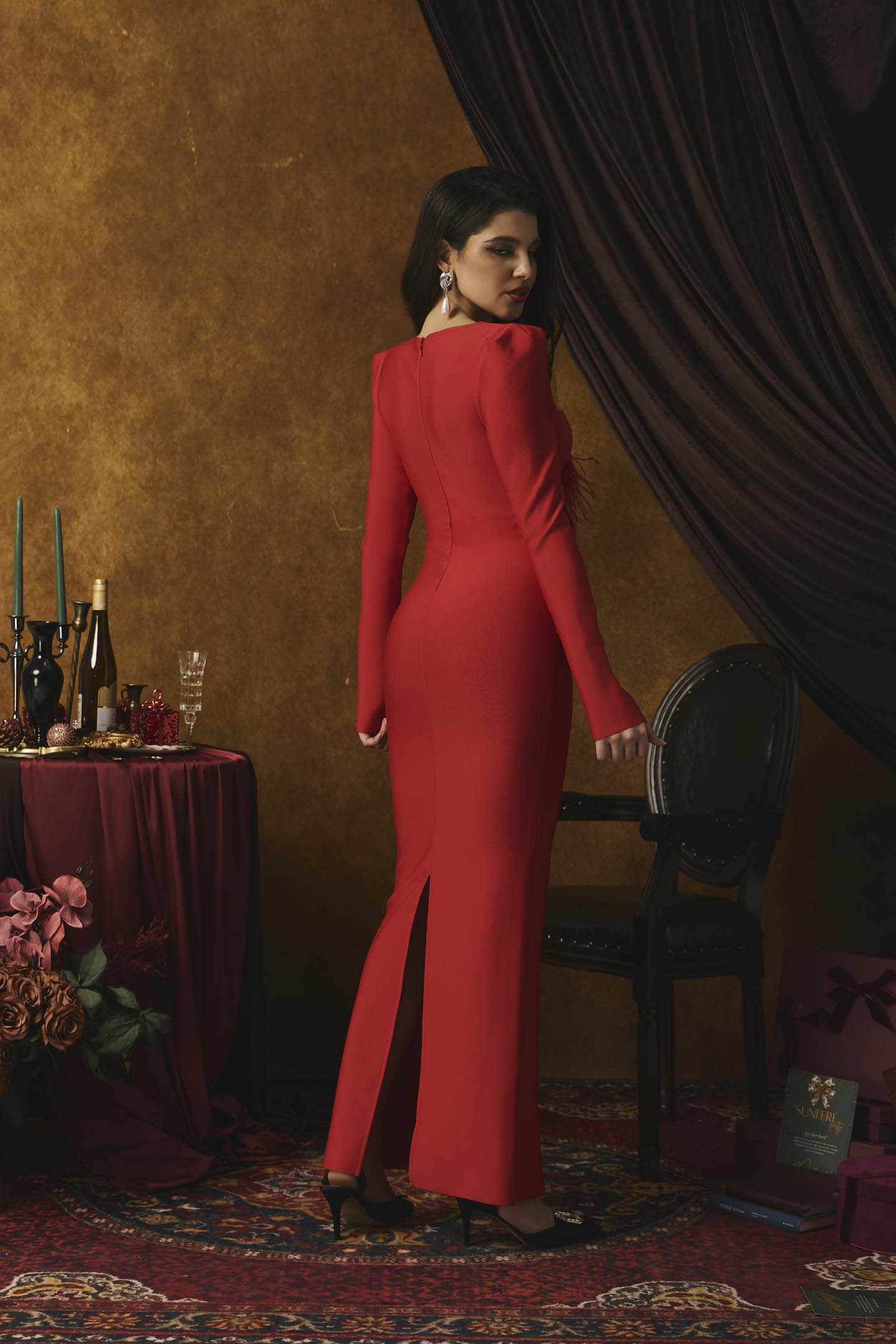 Gracefully Styled Dress for Any Occasion