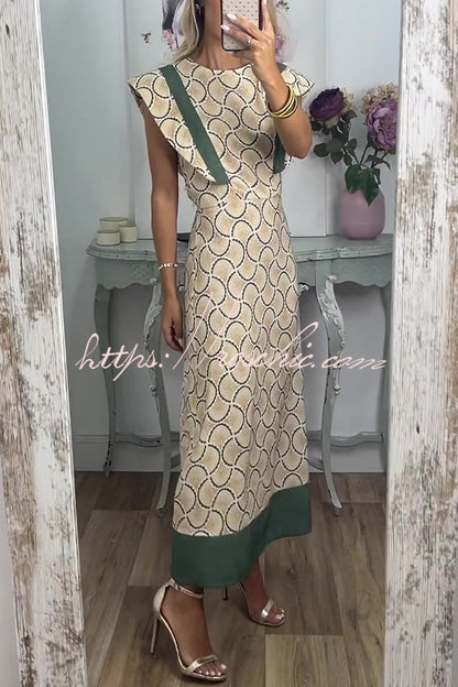 Classic Vintage Dress with a Flattering Fit