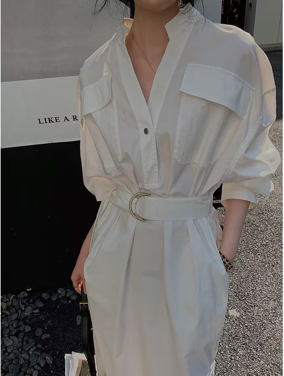 Beautifully Finished Dress in a Timeless Design