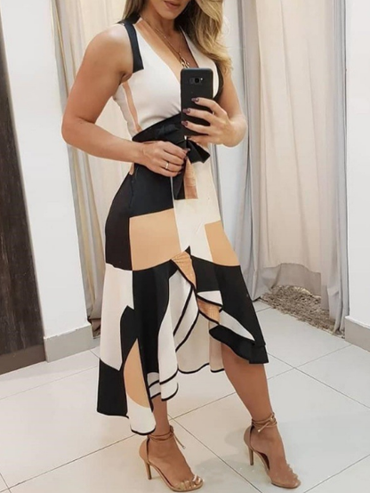 Well Tailored Dress with a Graceful Silhouette