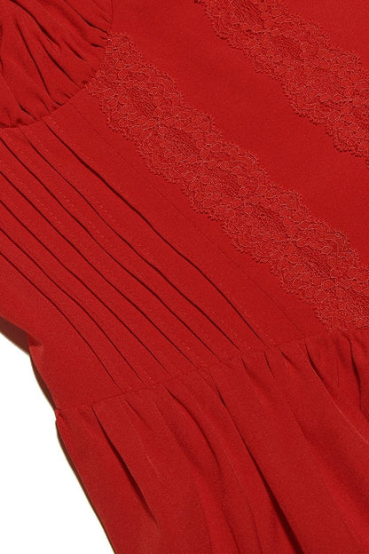 Beautifully Crafted Dress in a Classic Style