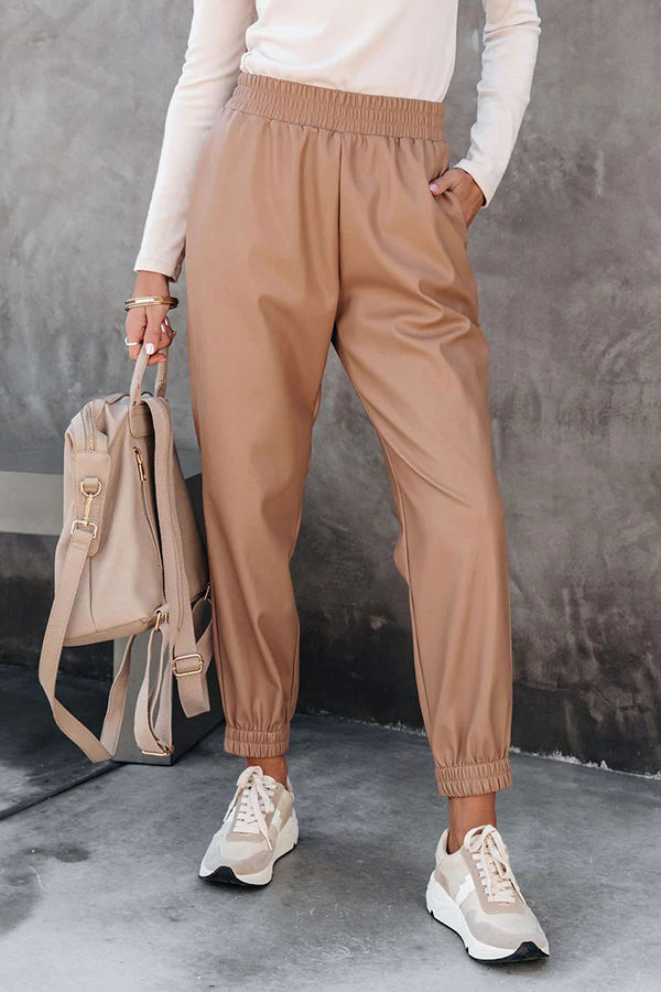 Beautifully Crafted Pants in a Classic Style