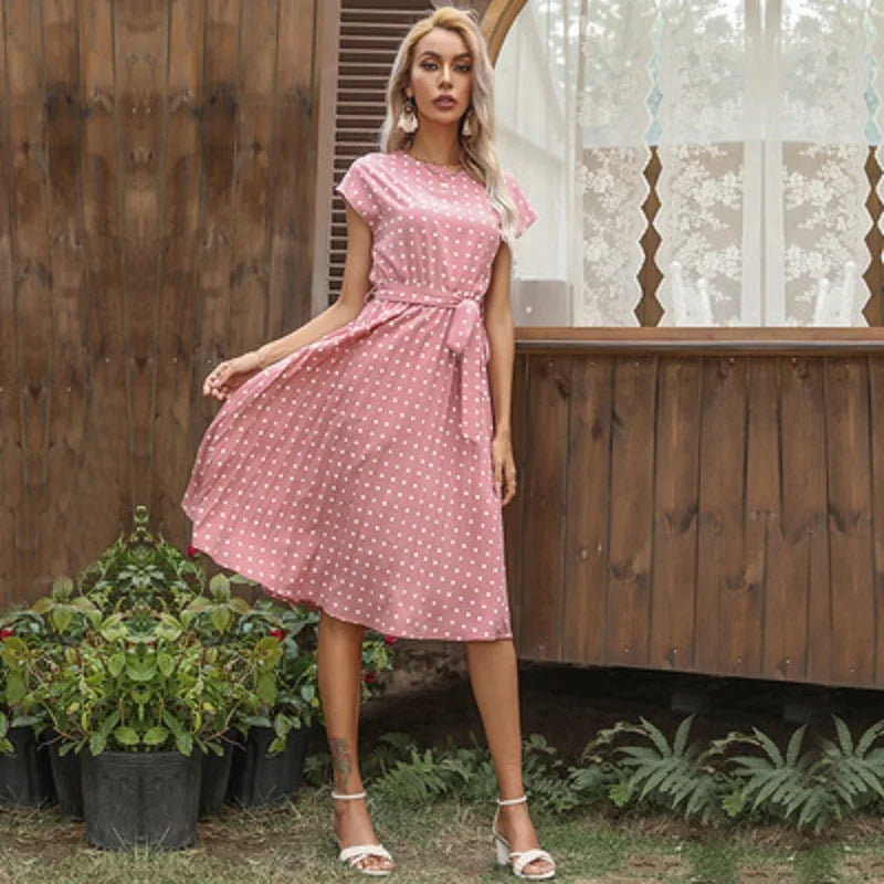 Beautifully Crafted Dress in a Classic Style