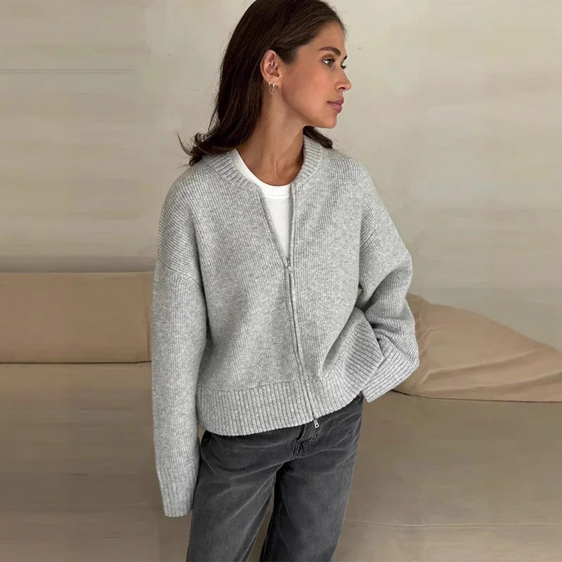 Effortlessly Elegant Coat with a Timeless Design