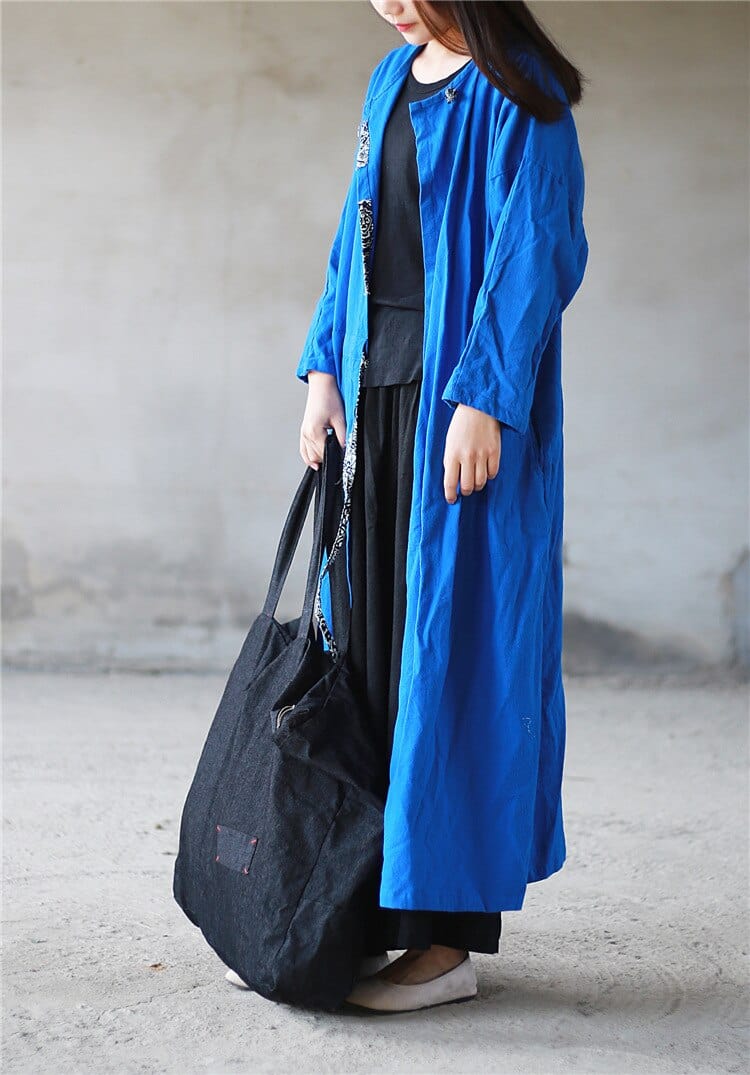 Well Tailored Cardigan with a Graceful Silhouette