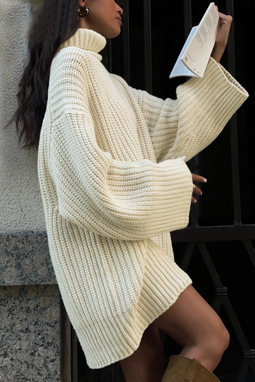 Classic Vintage Sweater with a Flattering Fit