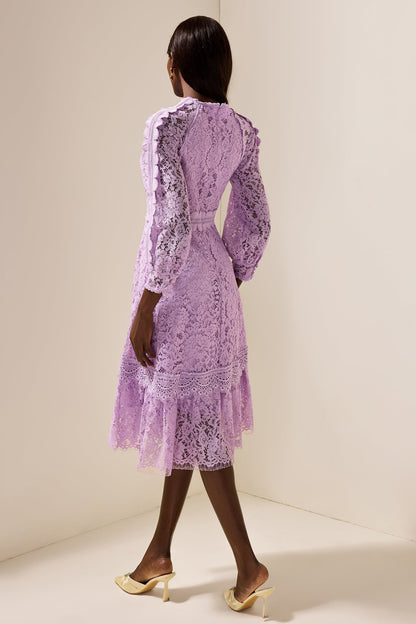 Polished Dress with an Effortless Classic Look