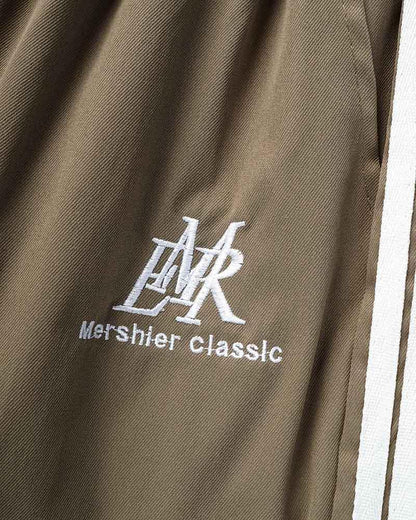 Sophisticated Pants with a Clean Classic Look