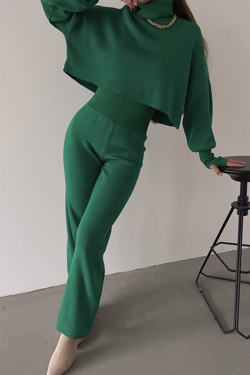 Classic Vintage Pants with a Flattering Fit