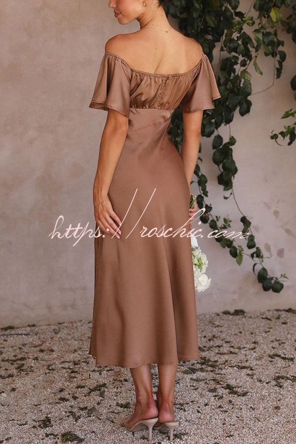 Sophisticated Dress with a Clean Classic Look