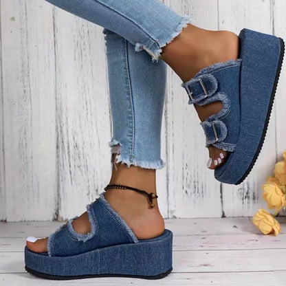 Graceful Orthopedic Sandals for Modern Look